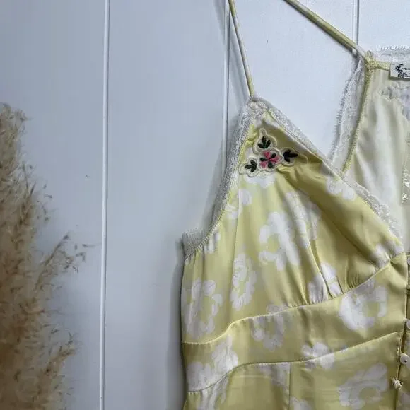 Free People satin cami top lace floral embroidered boho femme XS - Picture 5 of 8